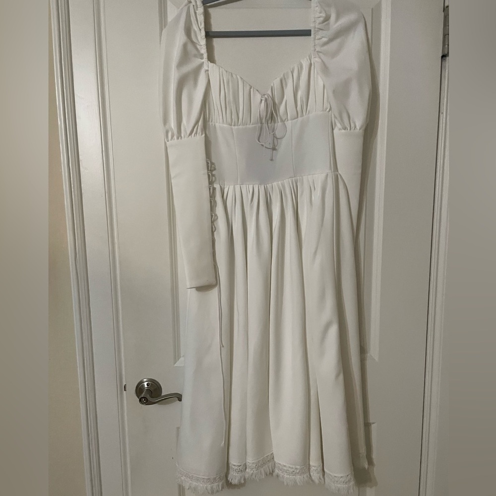 Beautiful White Princesscore Cottage-Core lace up Dress! Size 2
